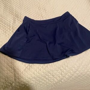 LL Bean navy mid rose swim skirt size 12 New with tags